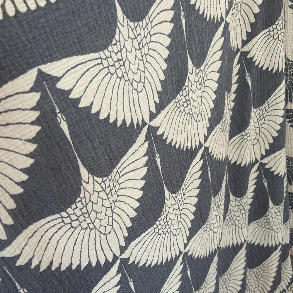 Flock Birds in Flight Cranes Throw Blanket 55x77 Luxury 100% Turkish Cotton NAVY - Picture 7 of 16